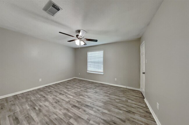 Building Photo - 6611 Barker Bend Ln