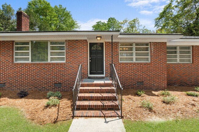 Building Photo - 409 Granade St