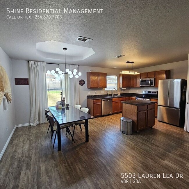 Building Photo - 5503 Lauren Lea Dr