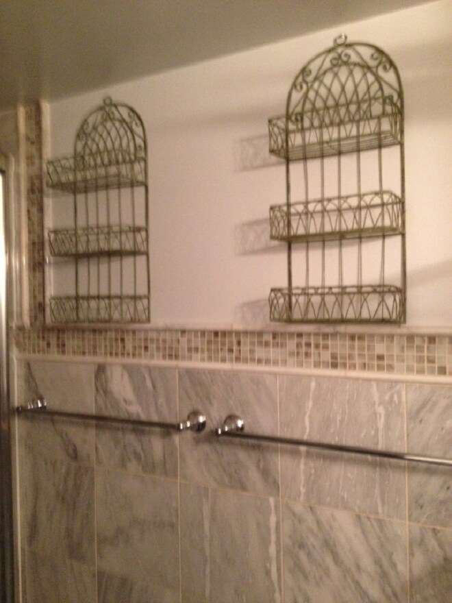 Bathroom - 3905 Brenda Ln