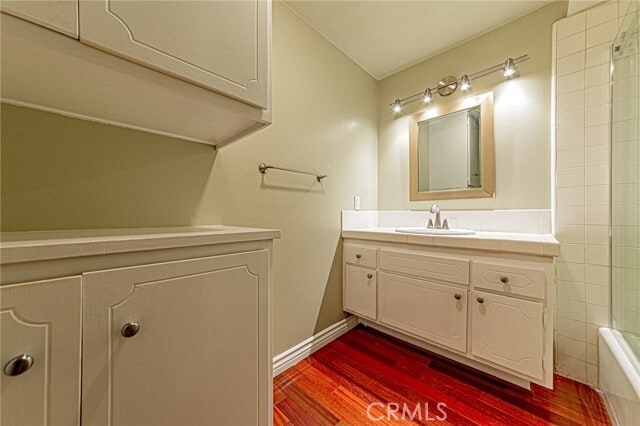 Building Photo - 670 S Oakhaven Ave