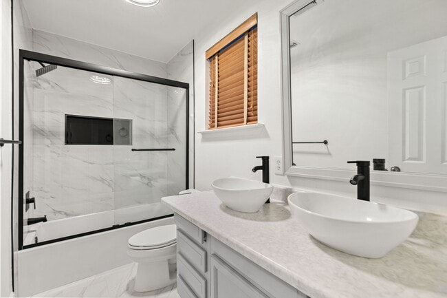 Building Photo - 1912 Shearn St