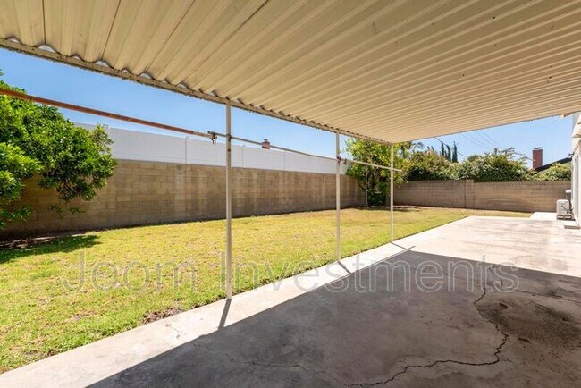 Building Photo - 1548 Shenandoah St