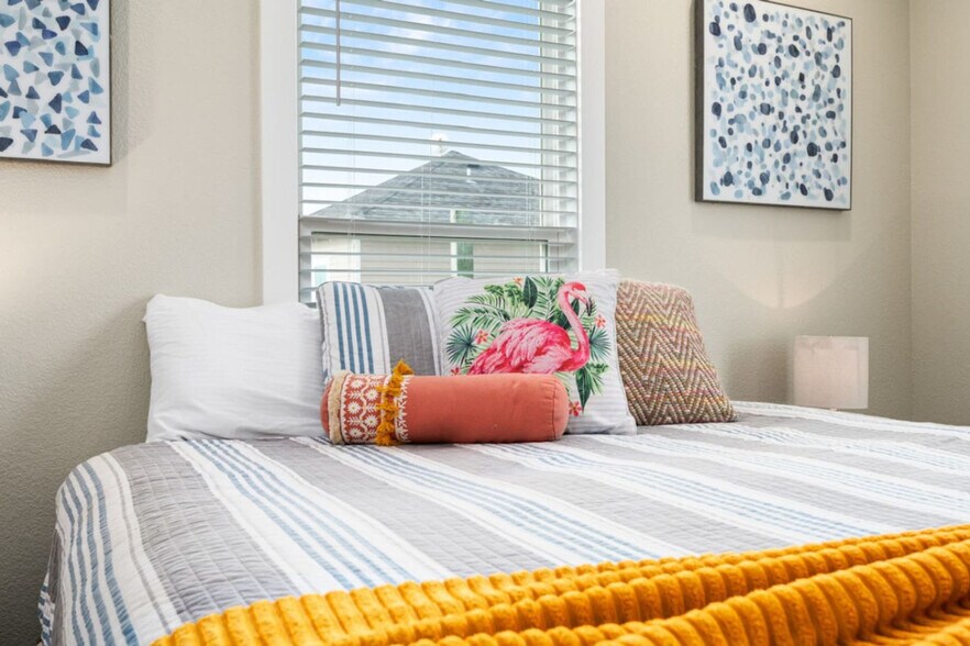 Building Photo - 951 Gulf Shores Dr