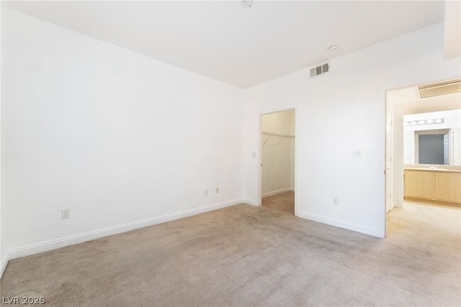 Building Photo - 8000 W Badura Ave
