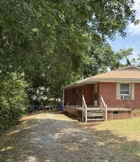 Building Photo - 9 Eisenhower Dr