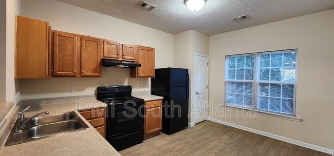 Building Photo - 6864 Mountain Cir