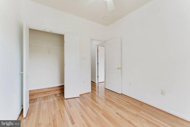 Building Photo - 4577 Derring Ln