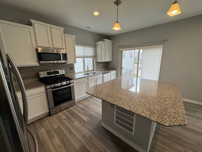 Building Photo - Unique 3-Bedroom Home in Banning Lewis Ranch!