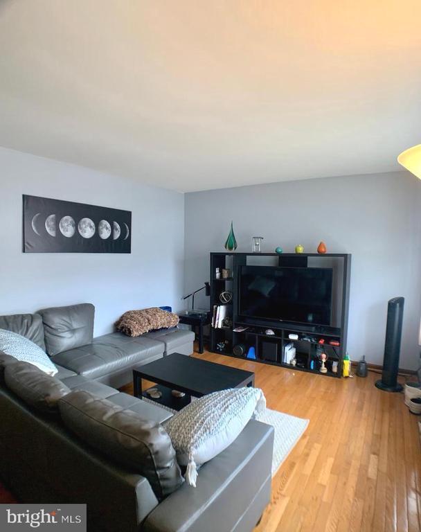 Building Photo - 4055 Cardin Pl