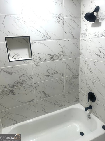 Building Photo - 717 Scales St