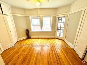 Building Photo - 1055 W Dakin St