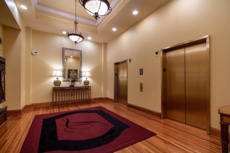 Building Photo - 121 N Monroe St