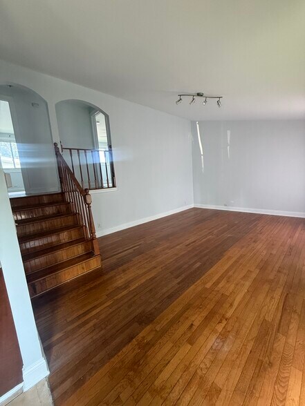 Living Room - 100 Granada Rd