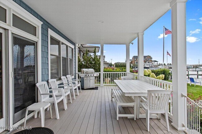 Building Photo - 1118 Barnegat Ln