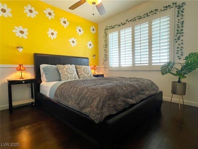 Building Photo - 1932 Hassett Ave