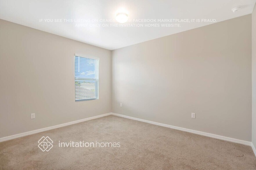 Building Photo - 3427 Cancun Ct