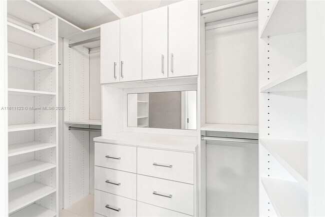 Building Photo - 3505 Crystal View Ct
