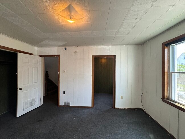 Building Photo - 505 Cato St