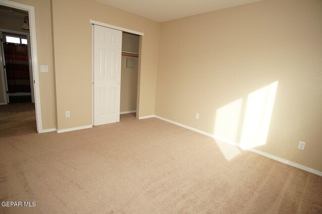 Building Photo - 14375 Whisper Mare Ct