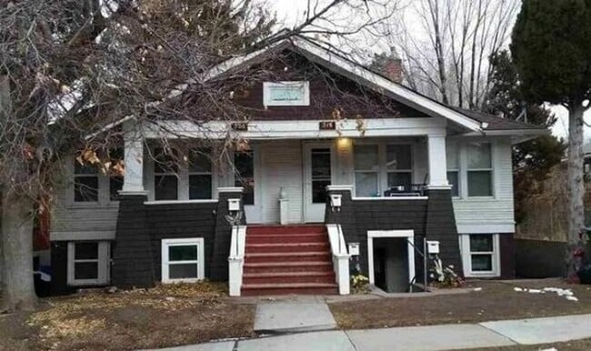 Primary Photo - 522 N Lincoln Ave