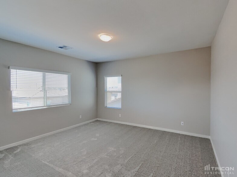 Building Photo - 2831 Lindsey Spgs St