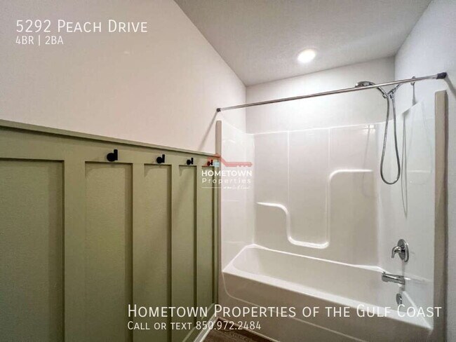 Building Photo - 5292 Peach Dr