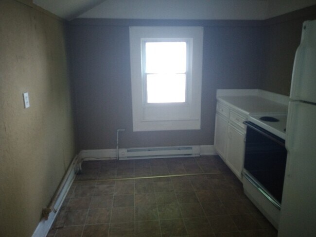Building Photo - 2 Bedroom in Greenville