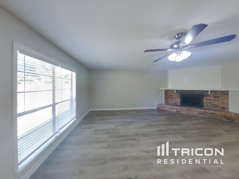 Building Photo - 1711 Pilot Way
