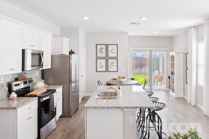 Building Photo - 14640 Maple Ter