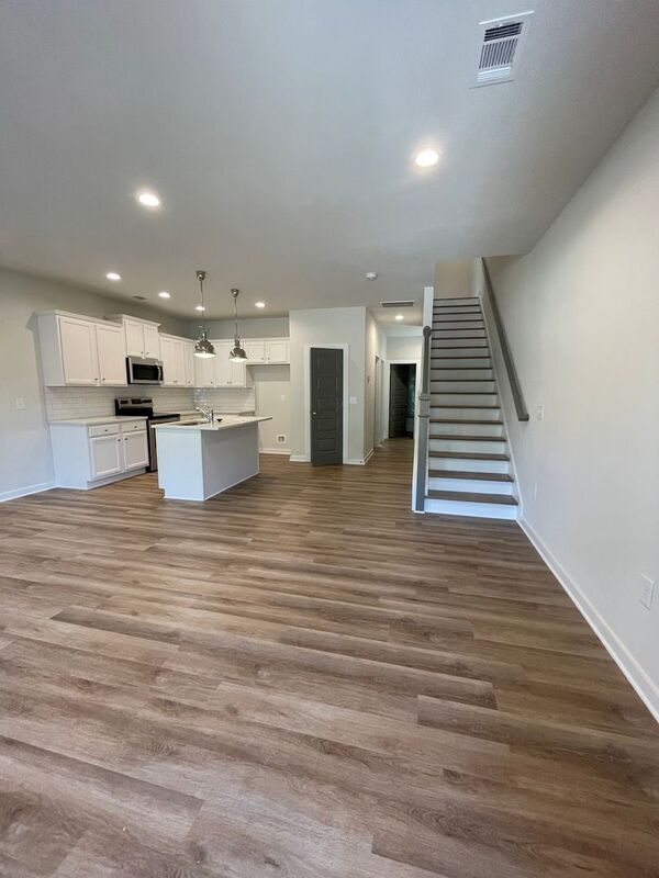 Building Photo - 476 O'Conner Blvd