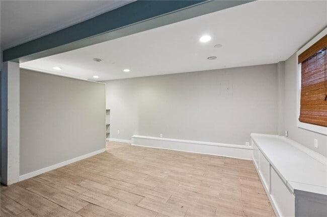 Building Photo - 1720 Marvin St NW