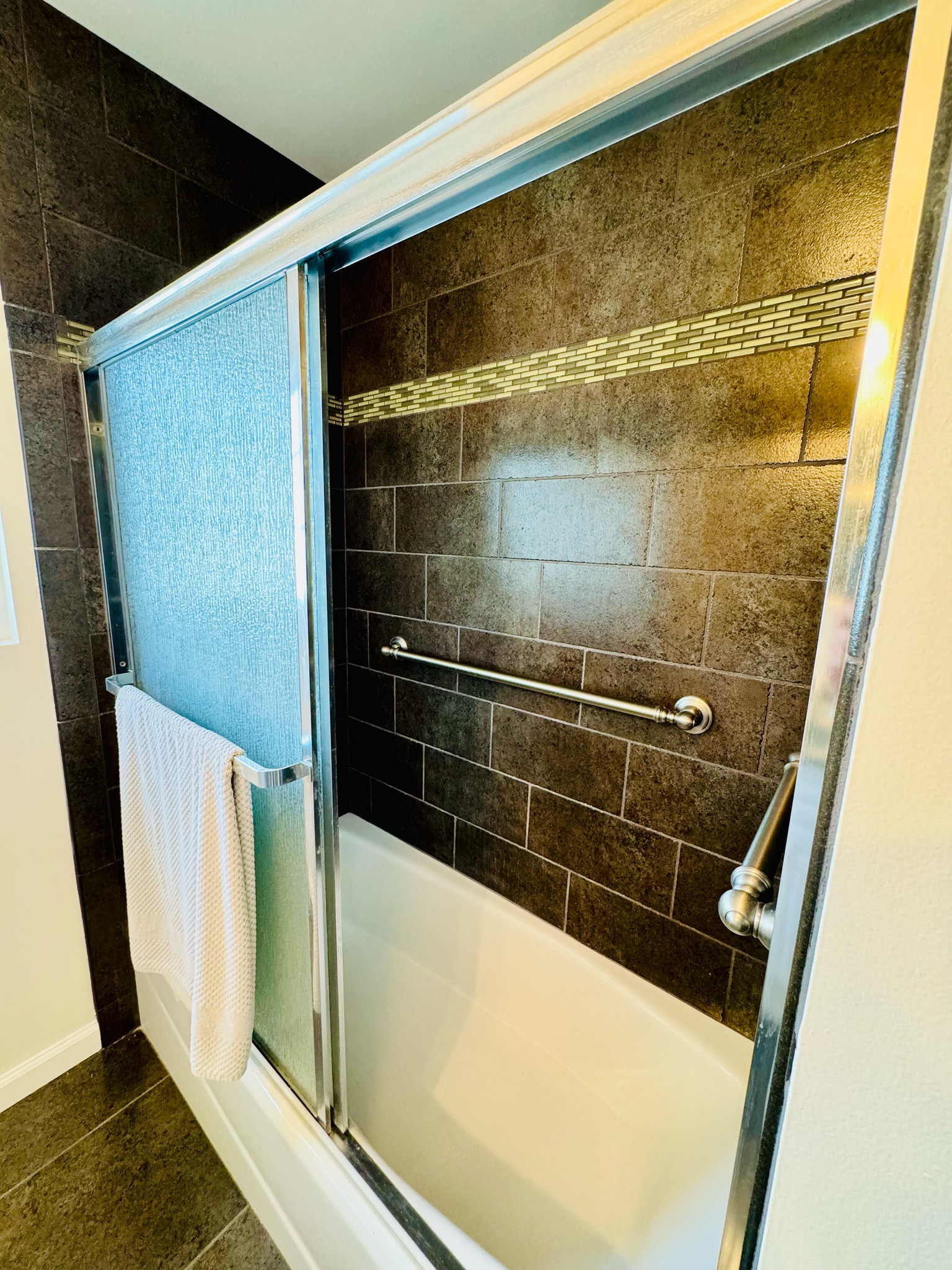 Building Photo - 20606 Raymond Ave