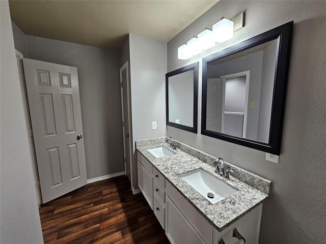 Building Photo - 611 Oriole Blvd