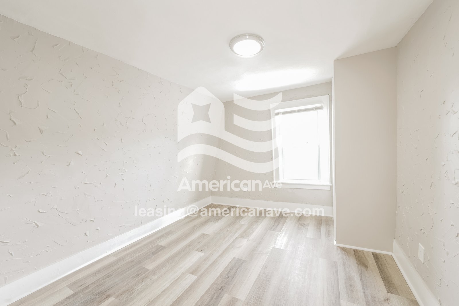 Building Photo - 238 Bruce St