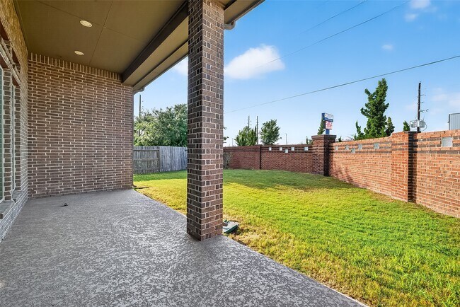 Building Photo - 18202 Nisbet Crossing