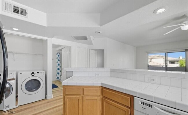 Building Photo - 3601 Spanish Butterfly St