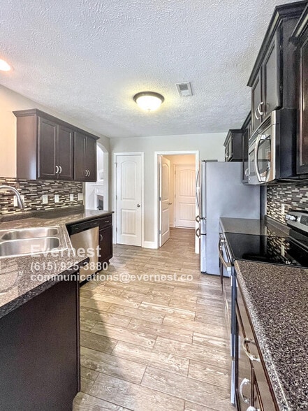 Primary Photo - 1148 Meachem Dr