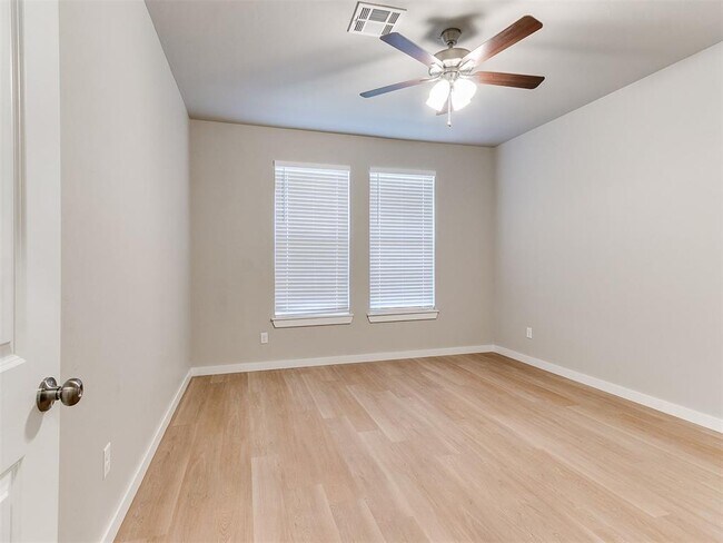 Building Photo - 8313 NW 163rd Ter