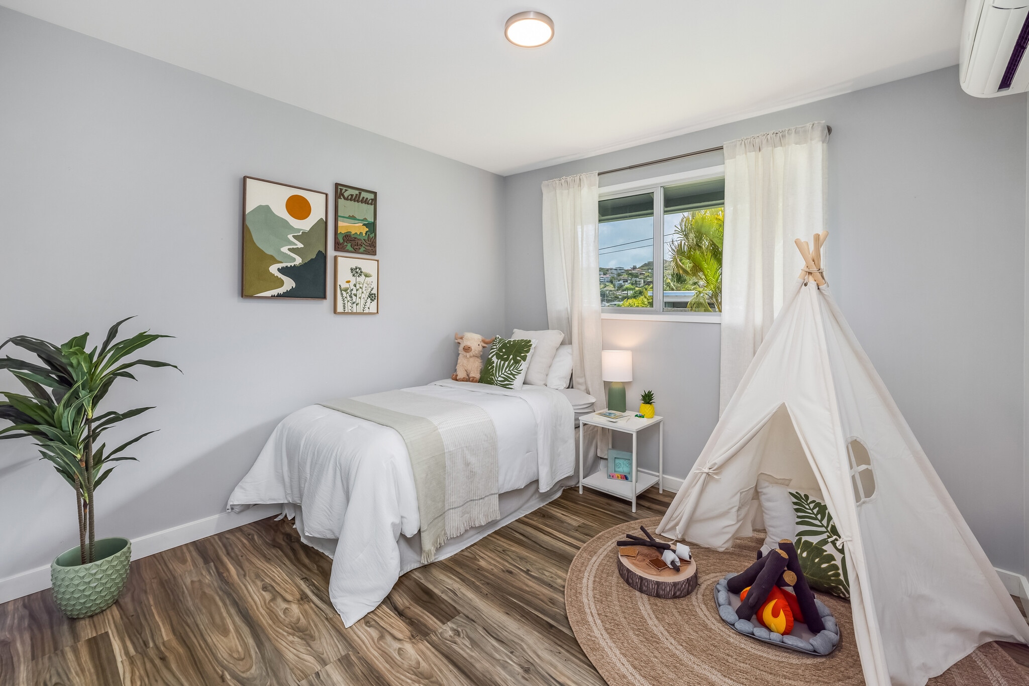 Building Photo - 1384 Nanawale Pl