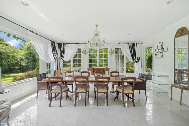 Building Photo - 82 Woodley Rd