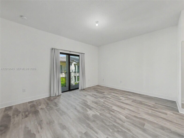 Building Photo - 4527 NW 83rd Path