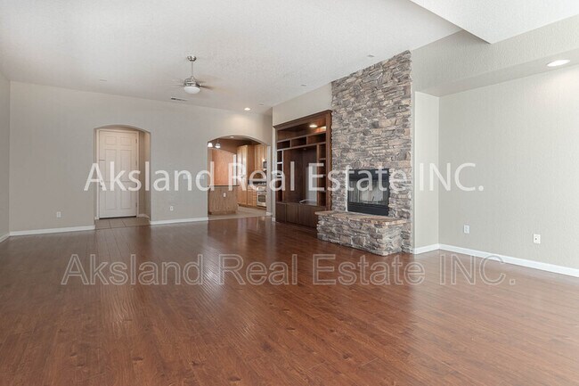 Building Photo - 936 Heartland Dr