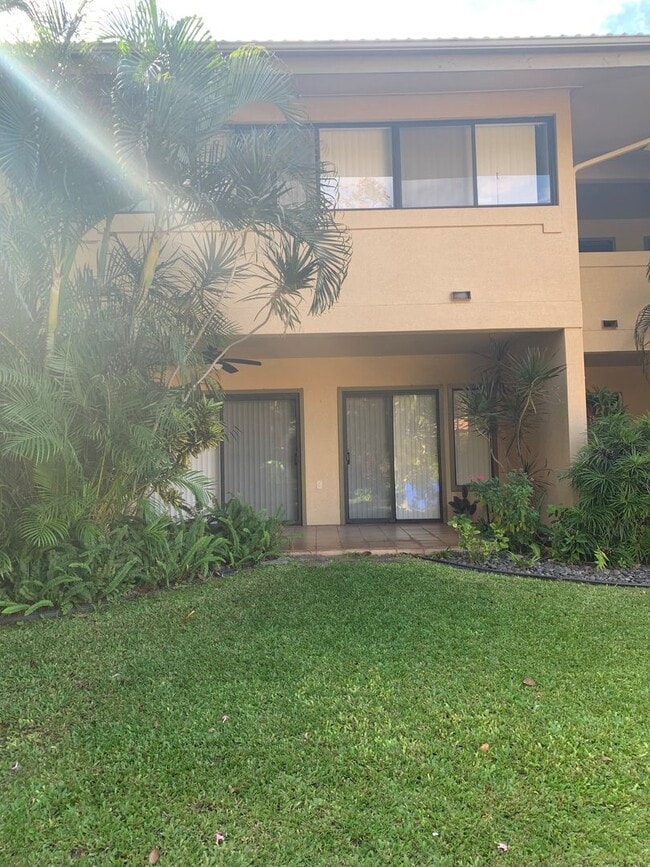 Building Photo - Maui Gardens ground floor 2 bedroom 1.5 ba...