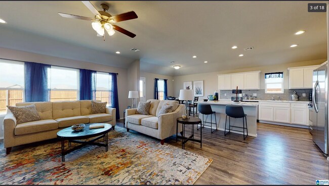 Building Photo - 604 Klynes Dr