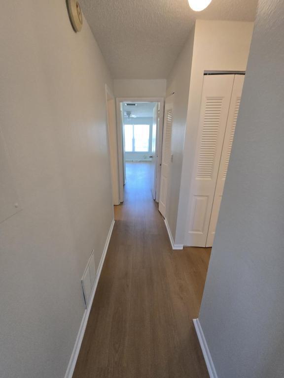 Building Photo - 2955 Stillwell Ct