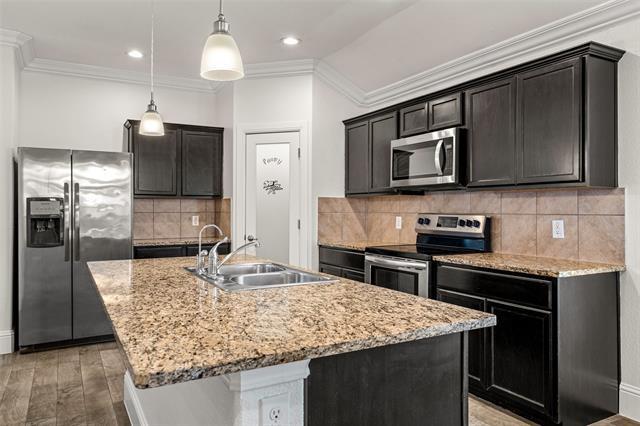 Building Photo - 303 Triple Crown Ln