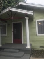 Building Photo - 833 Freeman Ave