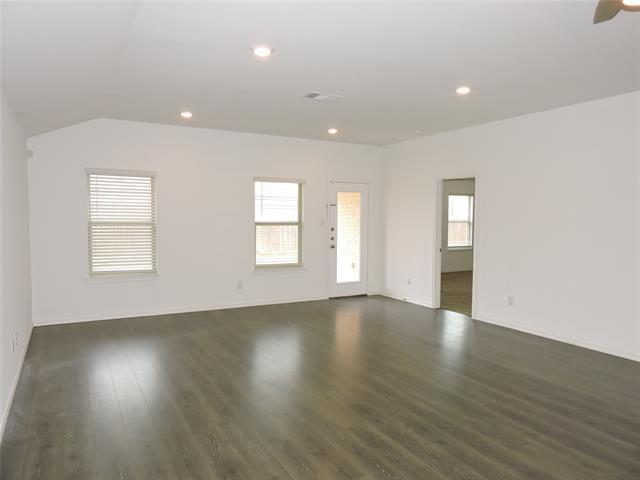 Building Photo - 1307 Community Way