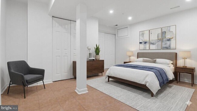 Building Photo - 2628 Deer Ridge Dr